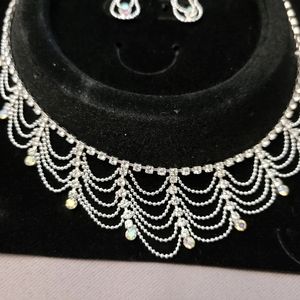 NWT Swarovski Bridal Necklace With Earrings